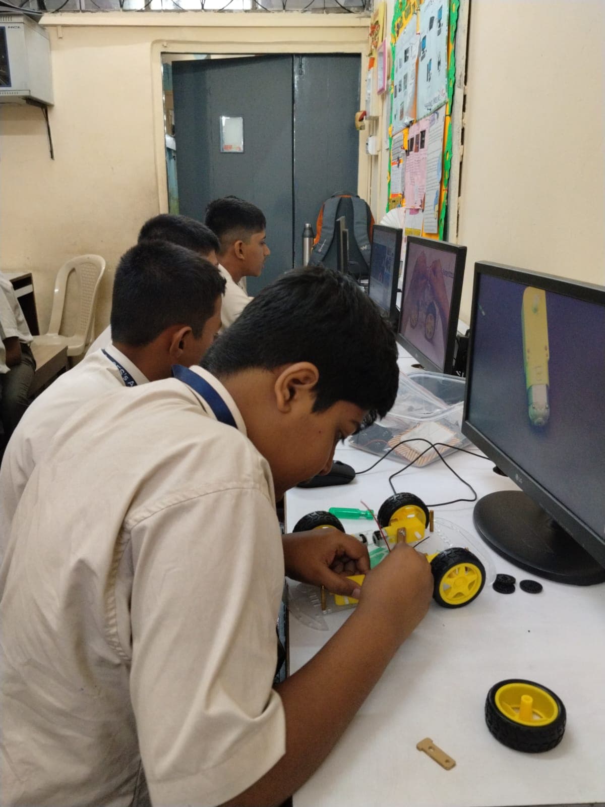 Crawler Robotics Design